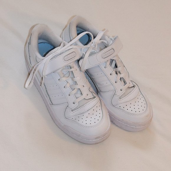 Adidas Originals Forum Low in White Size 6 (Women) - Picture 1 of 9